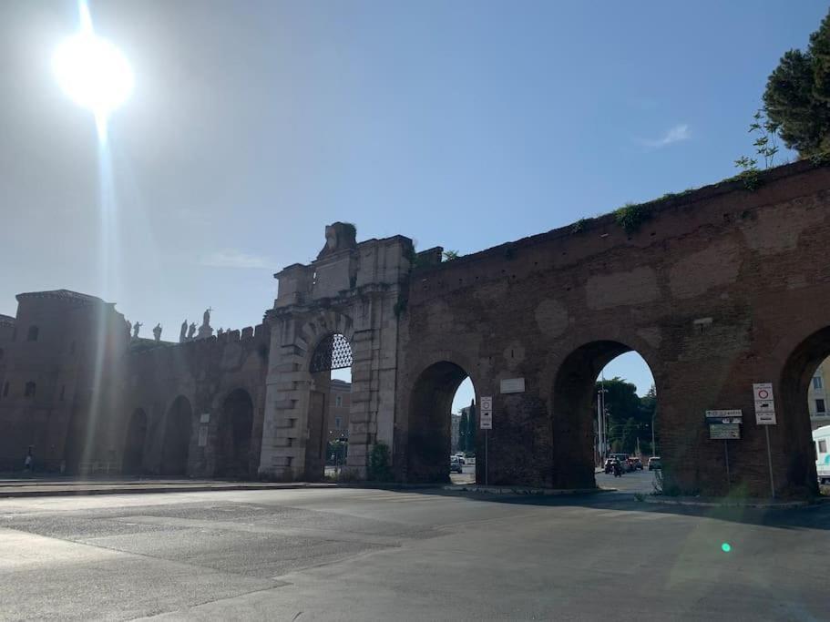 Appartamento Roma San Giovanni Екстериор снимка